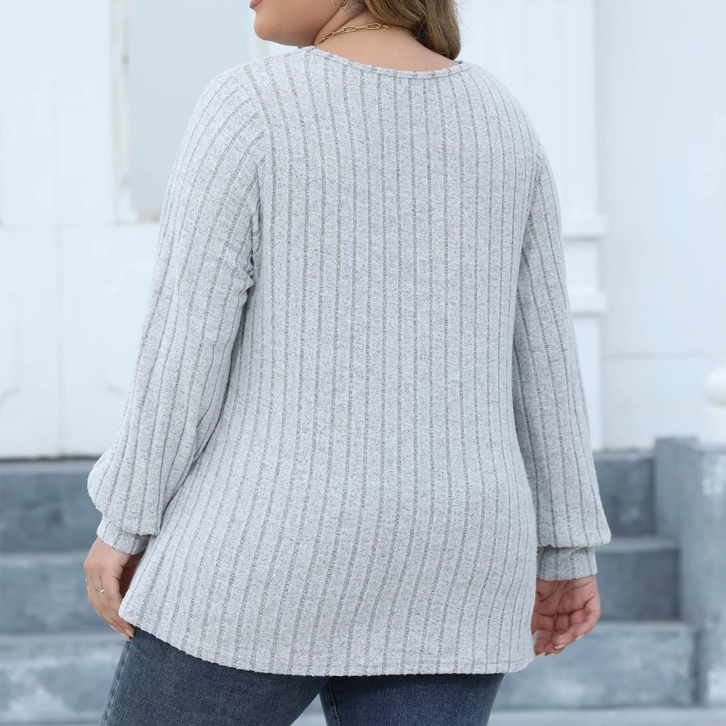 Lastesso Oversized Sweaters for Women V Neck Long Sleeve Lightweight Fall Sweater Tops Casual Solid Pullover Trendy Outfits