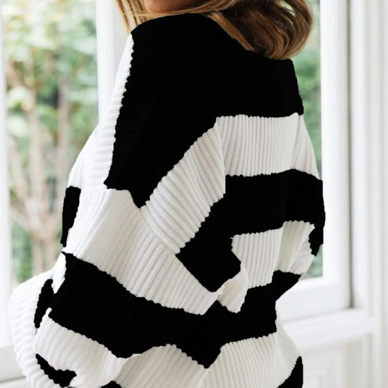 Lastesso Sweaters for Women Trendy Color Block Long Sleeve Sweater Lightweight Soft Pullover Clothes Fashion Fall Clothes