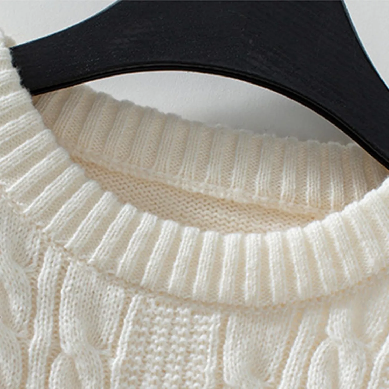 Women Cable Knitted Sweaters Oversized Mock Neck Sweaters Comfy Solid Soft Long Sleeve Pullover Chunky Knit Sweaters