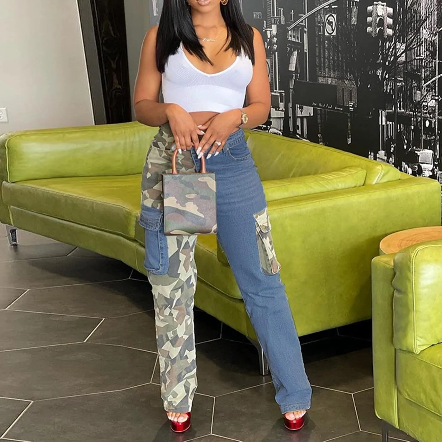 Women High Waisted Boyfriend Jeans Camo Patchwork Denim Joggers Straight Leg Cargo Pants with Pockets